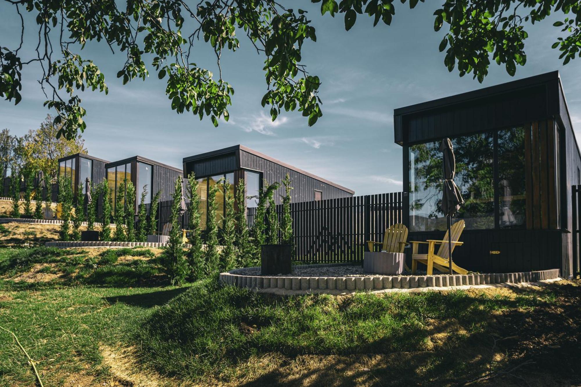 Moon Valley Comarnic Exterior photo